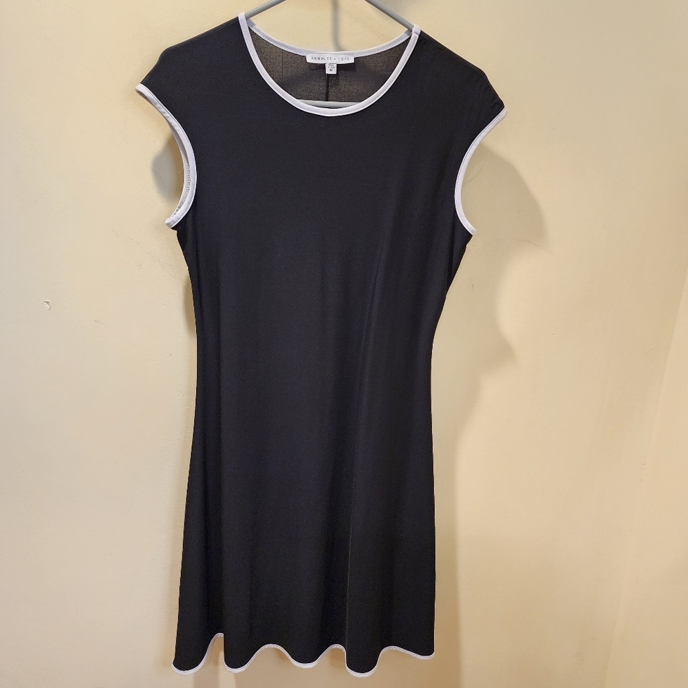 Annalee + Hope black Sleeveless  shift Dress With White Trim Size M